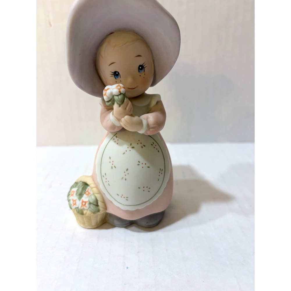 Vintage HOMCO Porcelain Figurine #1436 - Country Girl with Flower Basket